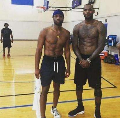 表现正是如 表现正是如